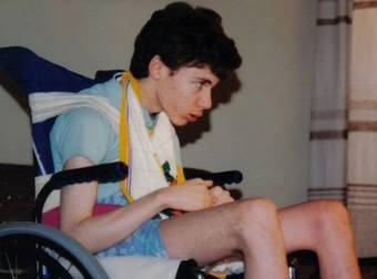 He Spent 10 Years Paralyzed Inside His Own Body, But Love Helped Him Recover