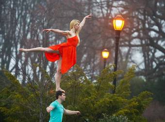 This Circus Artist Couple Takes The Best Pictures, No Matter Where They Are