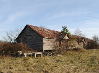 An Old Barn Becomes Something New With This Amazing DIY Project