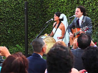 Couple Surprises Wedding Guests By Singing Their Marriage Vows